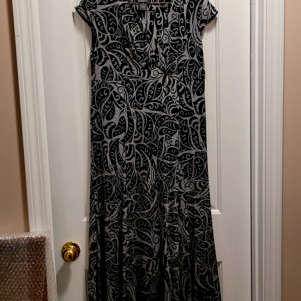 Glamour Black & Gray Dress